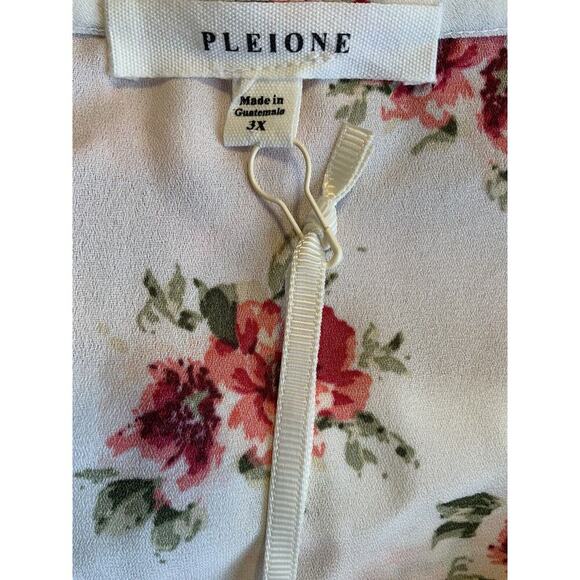 Pleione Blouse Womens Plus Size 3X Short Sleeve Floral Print Faux Wrap Neckline - Picture 10 of 12
